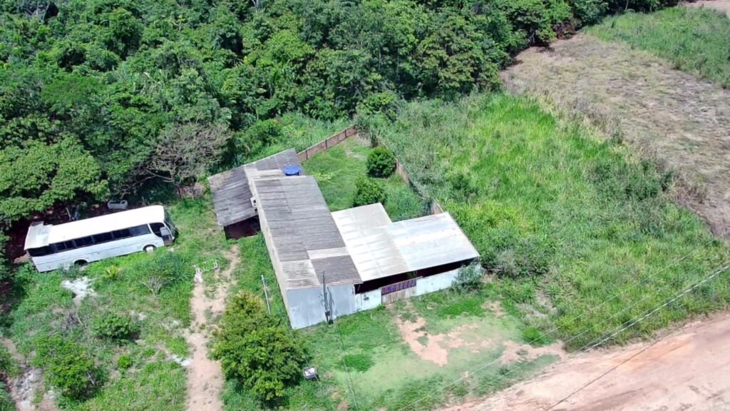 Casa com Kitnet no Flamboyant